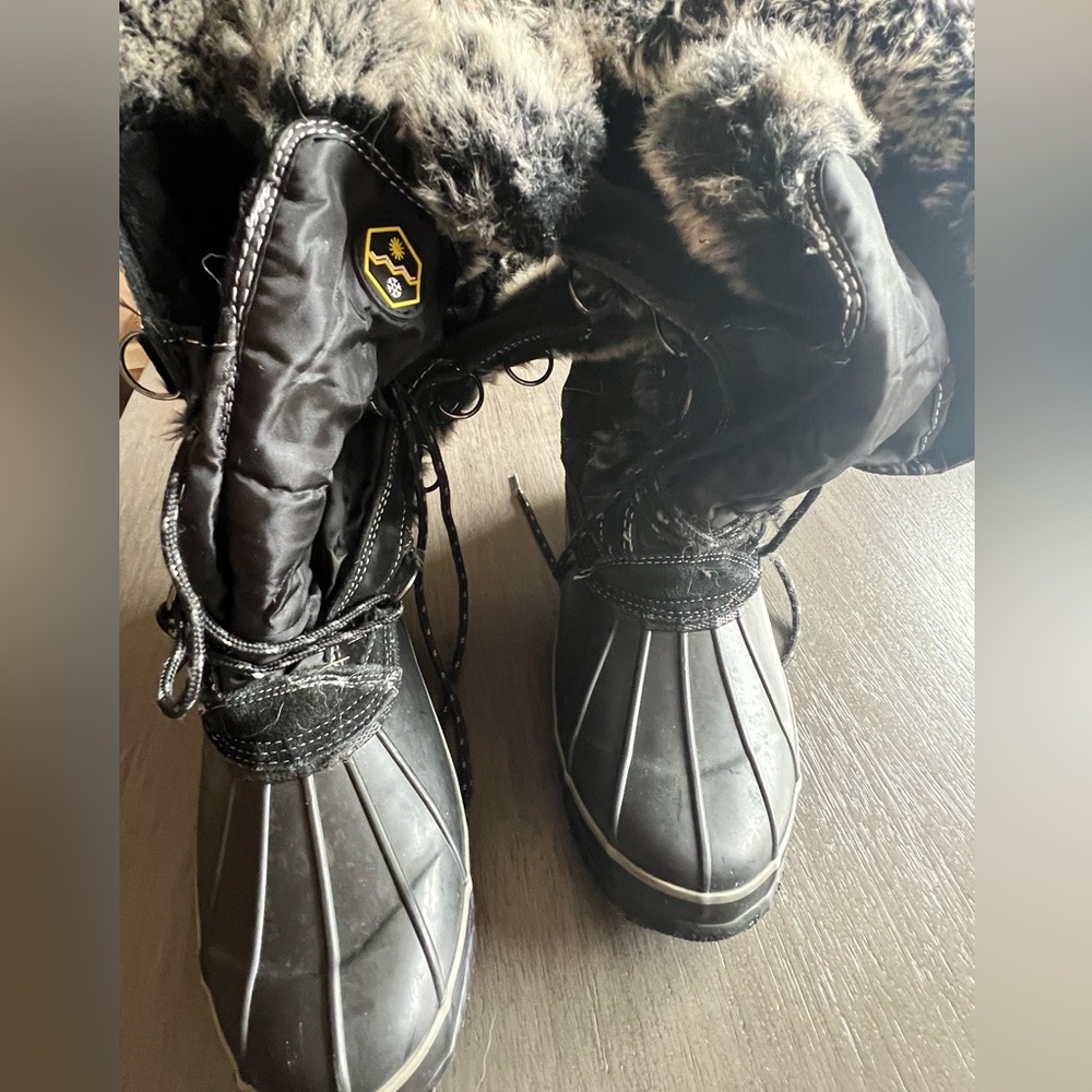 Winter boots